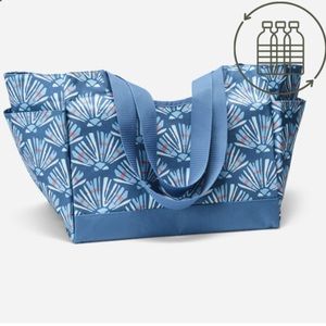 Pack Up & Go Tote - Etched Shells with Monogrammed beach 🏖️ umbrella